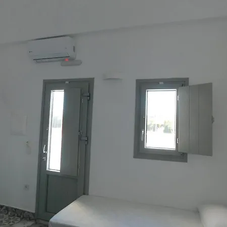 Line Hotel Fira (Santorini)